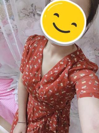 [Hàng oder] Váy voan hoa nhí vạt chéo
