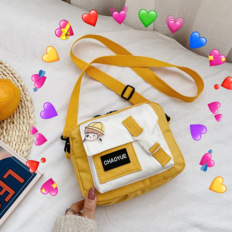 Túi xách đeo chéo kiểu dáng thời trang xinh xắn cho nữ | BigBuy360 - bigbuy360.vn