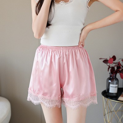 Quần Đùi Nữ Phối Ren Mặc Nhà QUEEN 1995 Lụa Satin Thoáng Mát,Mềm Nhẹ - TC.Q02 | BigBuy360 - bigbuy360.vn