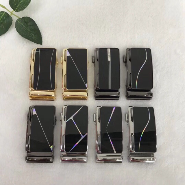 Bộ sưu tập mặt dây lưng đồng giá 80K