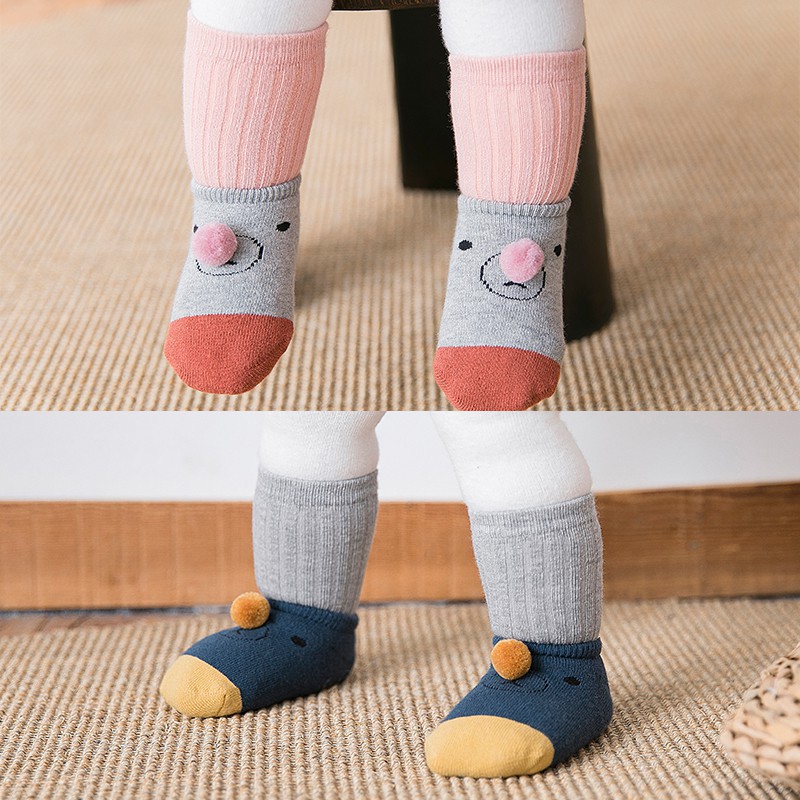 Set 2 đôi vớ cotton mẫu mã xinh xắn cho bé yêu