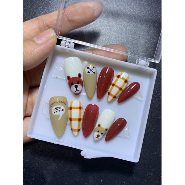 Móng giả gấu xinh