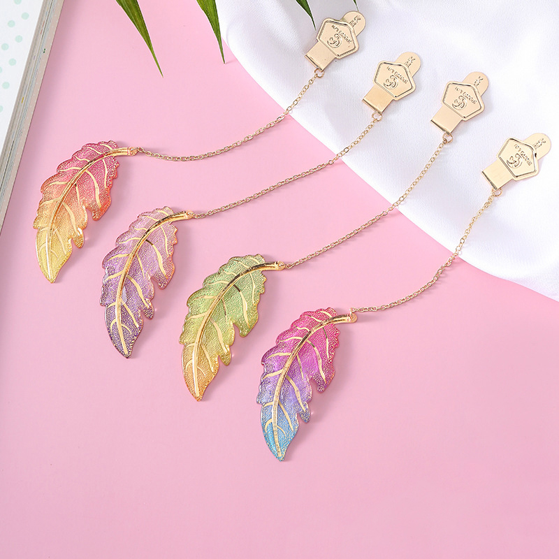 Thẻ Đánh Dấu Sách Chất Liệu Kim Loại Hình Chiếc Lá Sáng Tạo