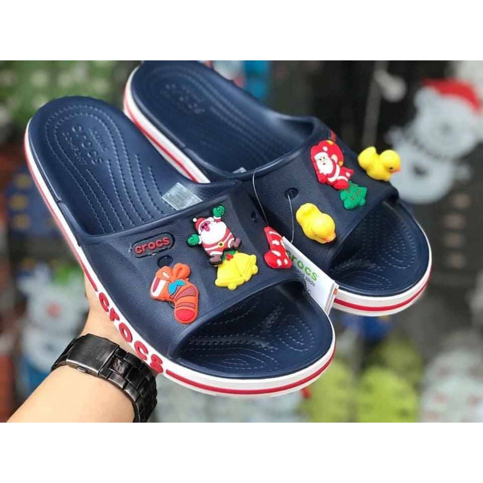 Dép lê Cross baya quai ngang màu xanh than họa tiết viền đỏ DE990ZZ tặng thêm 12 sticker Cross