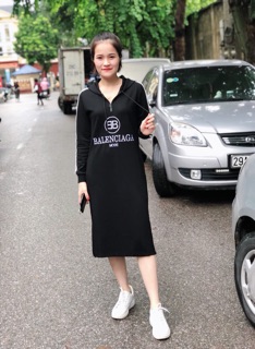 Váy balenciaga