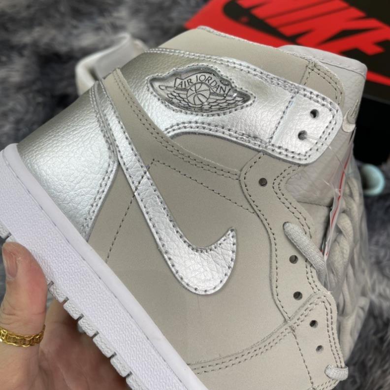 Giầy thể thao cao cổ metallic silver xám bạc high hot