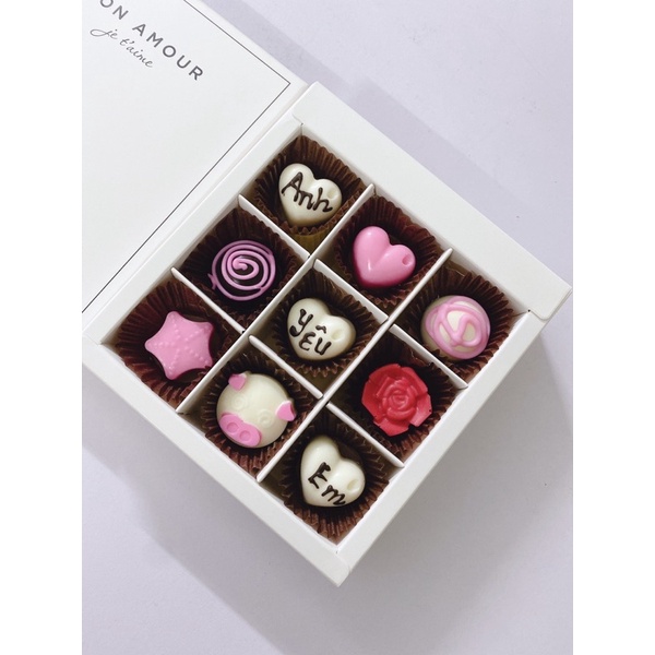Socola Valentine 9 viên hình vuông ảnh thật