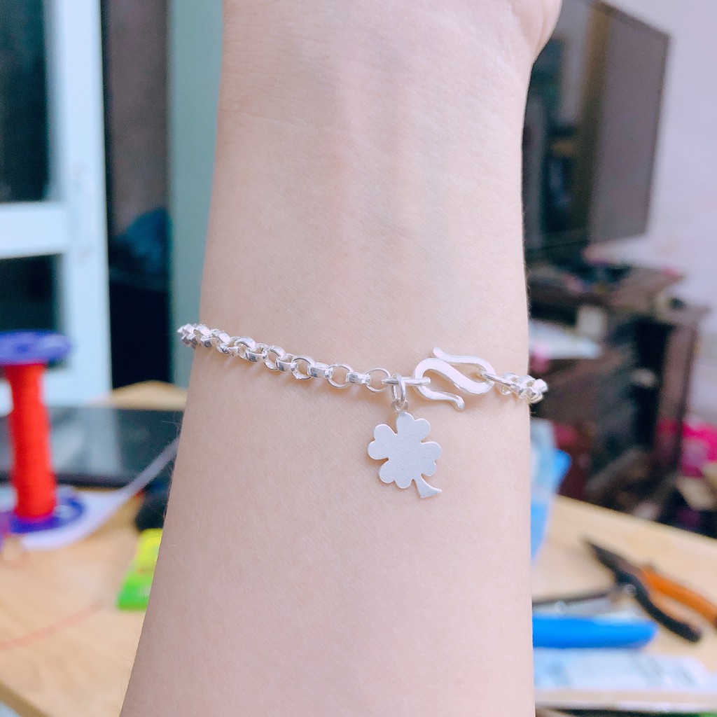 LẮC TAY BẠC TA XINH XẮN ĐUÔI 4 LÁ