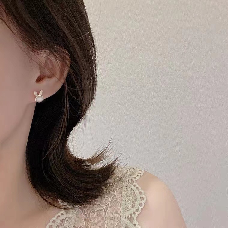 Đôi Bông Tai Hình Chú Thỏ Đính Đá Opal Dễ Thương Cho Nữ s925