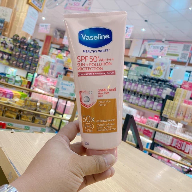 Vaseline Thái Lan 50x sáng da chống nắng 320ml