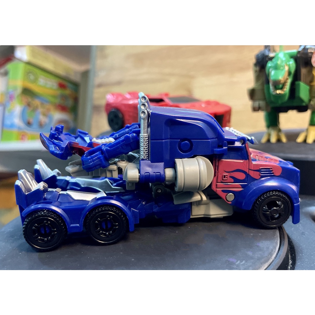 Đồ chơi robot biến hình xe, khủng long, optimus