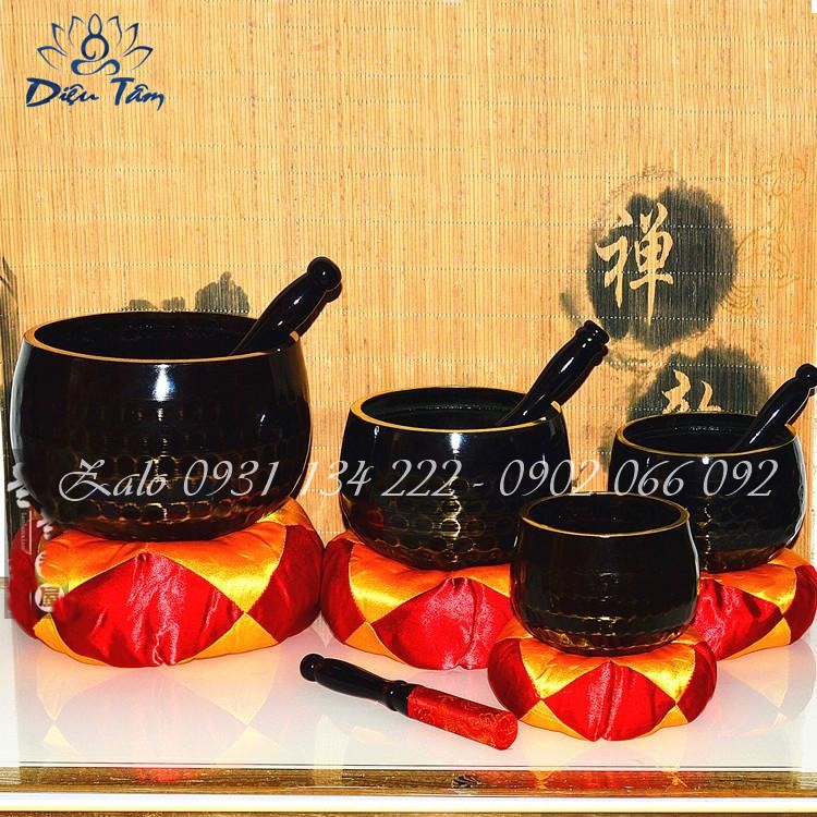Chuông tụng kinh niệm phật đồng đen vân lục giác