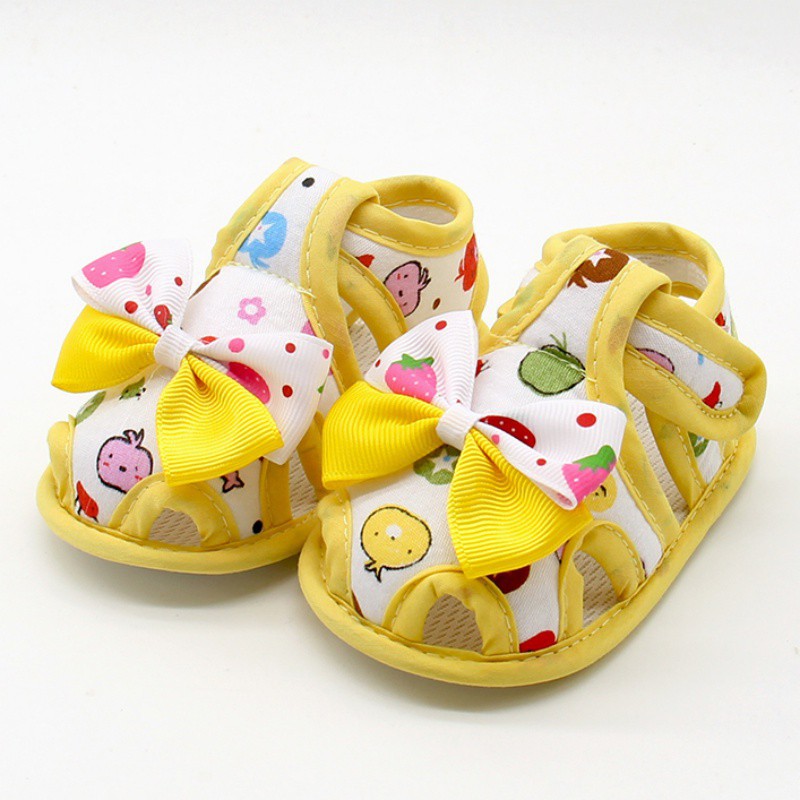 Giày Sandals quai hậu đế mềm đính nơ chống trượt dễ thương cho bé