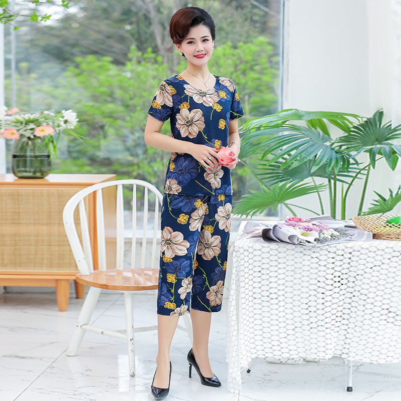 ĐỒ BỘ MẶC NHÀ TRUNG NIÊN NỮ- BỘ THUN TĂM HOA SANG TRỌNG | BigBuy360 - bigbuy360.vn