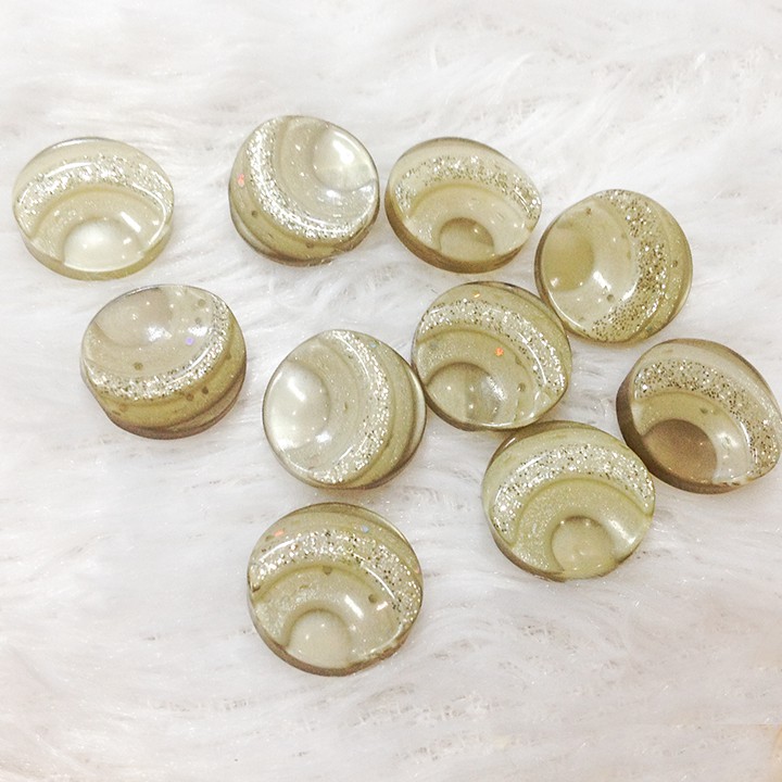 Cúc áo tròn mặt trăng nút kiểu hoa văn kim tuyến size 1.4cm và 1.5cm đính kết trang phục