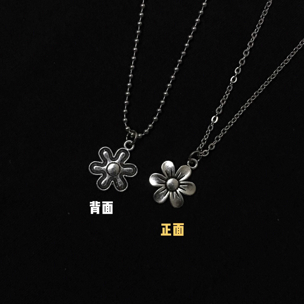 Dây Chuyền Mặt Tròn Khắc Hình Phong Cách Cổ Điển 1337s