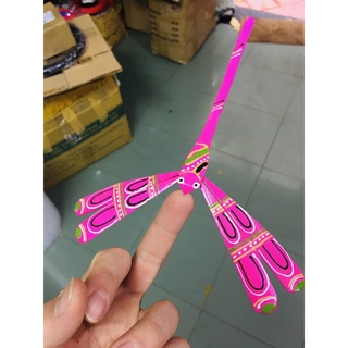 Chuồn chuồn tre giá xưởng.