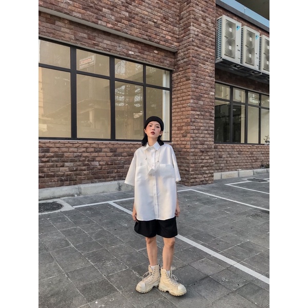 ÁO SƠ MI TAY CỘC DÁNG RỘNG 2 TÚI NGỰC ( DAD SHIRT ) | BigBuy360 - bigbuy360.vn