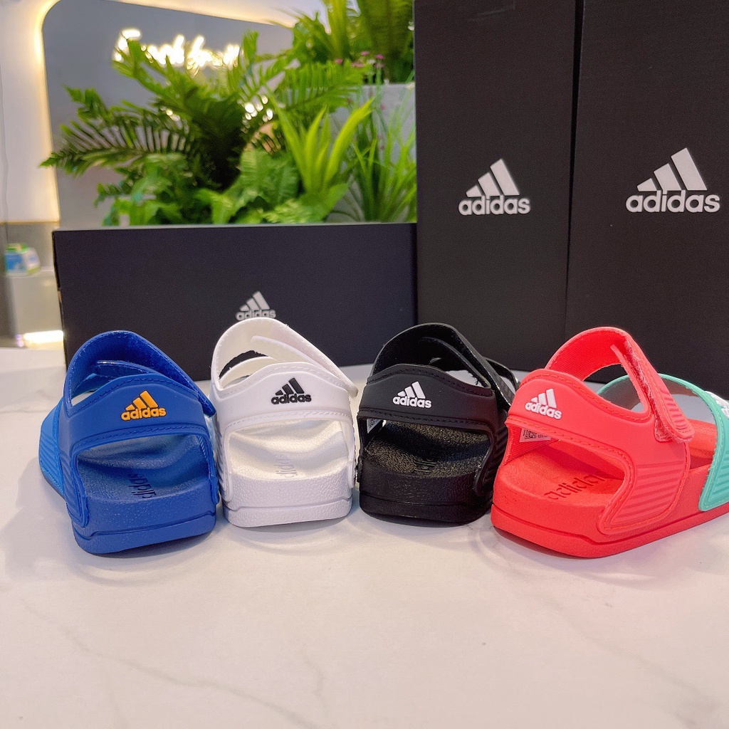 Xăng đan Thời Trang Đi Biển Năng Động Dành Cho Trẻ 246