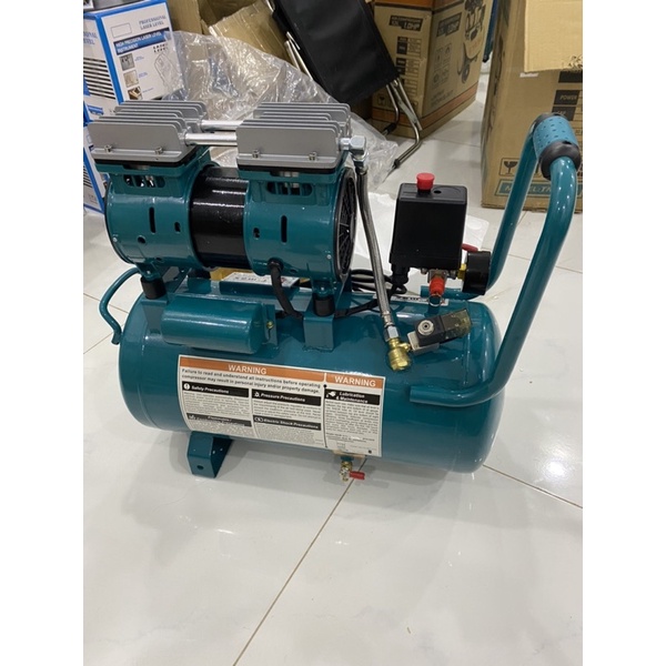 Máy nén khí TMAX 30L ko dầu lõi đồng 1HP