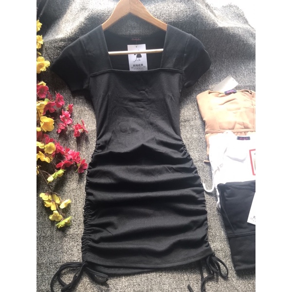 Đầm💕Váy nữ 💕 body ngắn tay cổ vuông rút eo siêu xinh hàng thiết kế by Chens