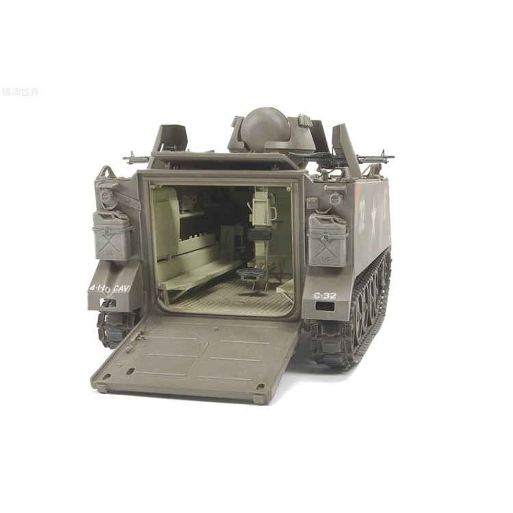 Mô hình lắp ráp 1/35 Xe Tăng Thiết Giáp M113 ACAV AFV Club