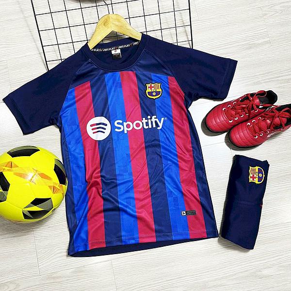 Bộ quần áo đá banh trẻ em Barcelona 22/23 của Justplay - thun lạnh, mát ,không nhăn ,xù -hàng phân phối chính hãng