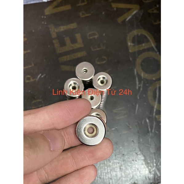 Nam Châm Tròn 20x5mm có lỗ  Siêu khoẻ.
