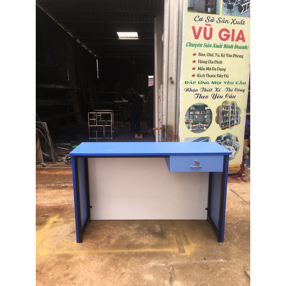 Bàn lễ tân kích thước 40 x 1m2