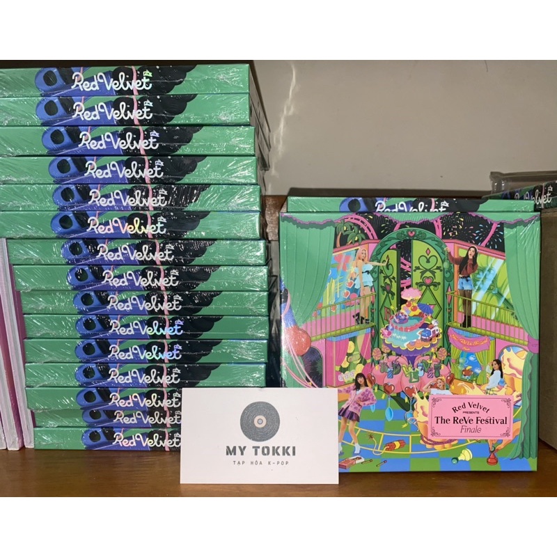 Bộ Tranh ảnh Album The Reve Festival Finale phiên bản Scrapbook của nhóm Red Velvet