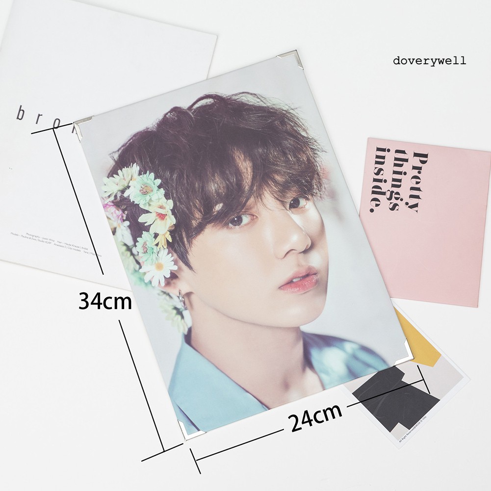 Thẻ ảnh thành viên nhóm BTS bằng giấy tráng làm quà tặng cho fan