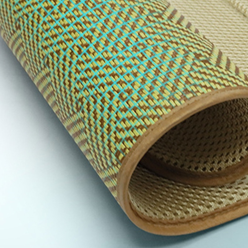 Thảm Ngủ Đan Mây Mềm Mại Dành Cho Bé Vào Mùa Hè