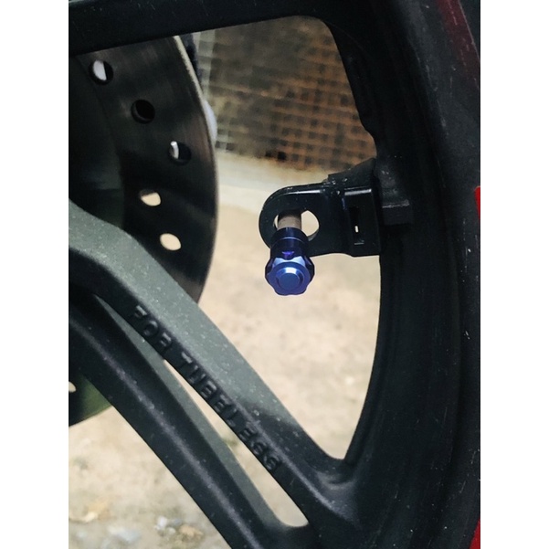 Van Vòi Titan GR5 Gắn Cho Nhiều Dòng Xe Thông Dụng, Tặng kèm sticker