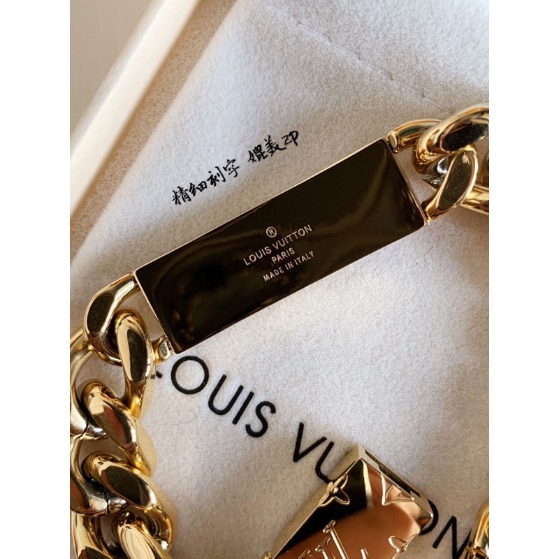 Vòng tay unisex cá tính thương hiệu Louis Vuitton LV hàng 1-1 vip