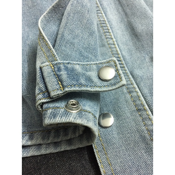 Quần Jean ống rộng túi kết hợp với cúc cao cấp | BigBuy360 - bigbuy360.vn