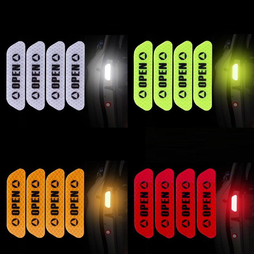 Bộ 4 Miếng Dán Phản Quang Trang Trí Cửa Xe Hơi An Toàn