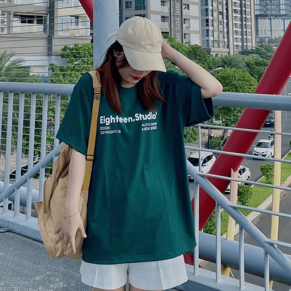 HOT -  MẪU ÁO THUN OVERSIZE VẪN MÃI HOT VỚI THIẾT KẾ TRẺ TRUNG VÀ CỰC KÌ THOẢI MÁI Thời Trang hhp 2022