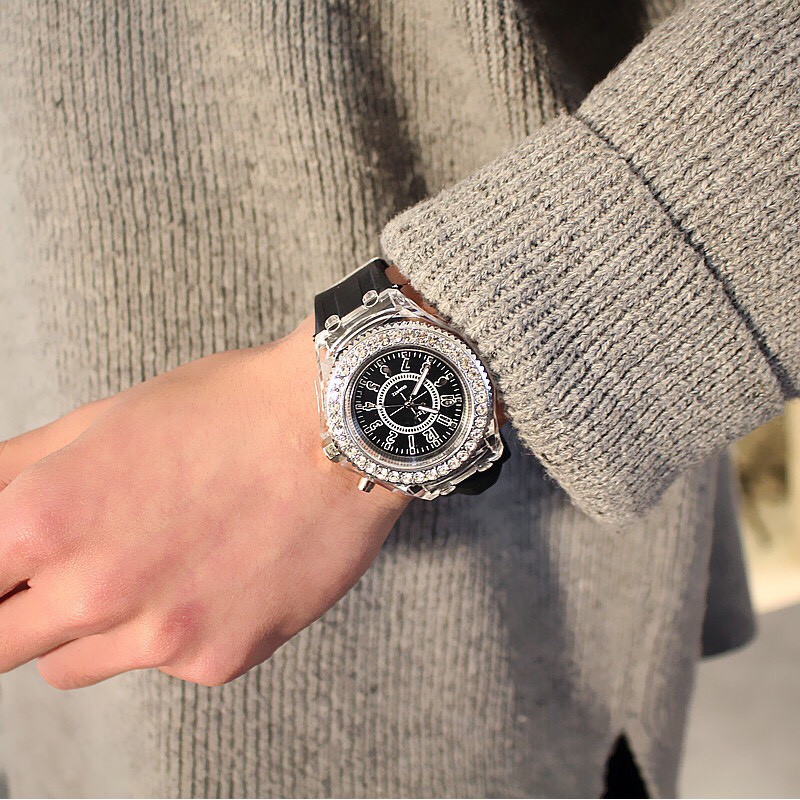 Đồng hồ đeo tay nam nữ Hakiko DH44 thời trang