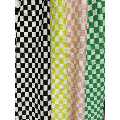 Quần ống sớ kẻ ô vuông phong cách