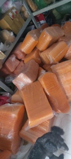 Bánh tráng vuông đỏ Tây Ninh