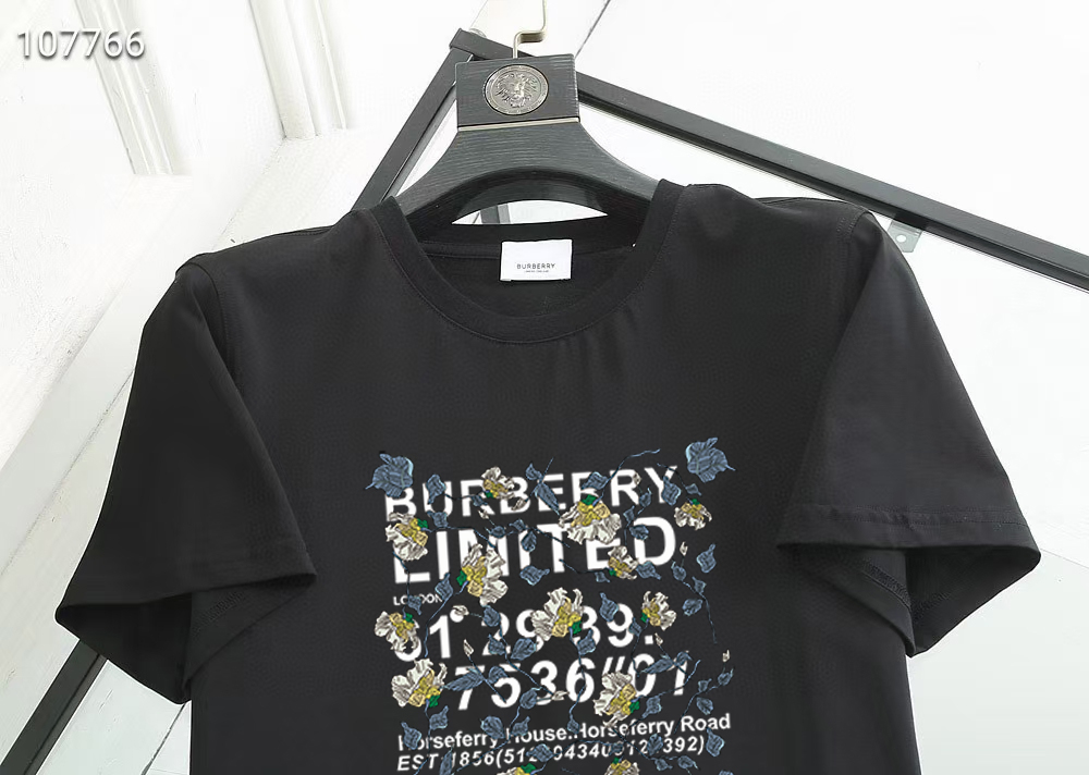 B&urberr new floral English printed LOGO round neck men and women couples cotton short sleeves