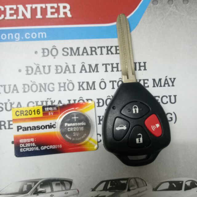Vỏ chìa khoá xe Toyota Camry 4 nút, Carolla tặng kèm pin