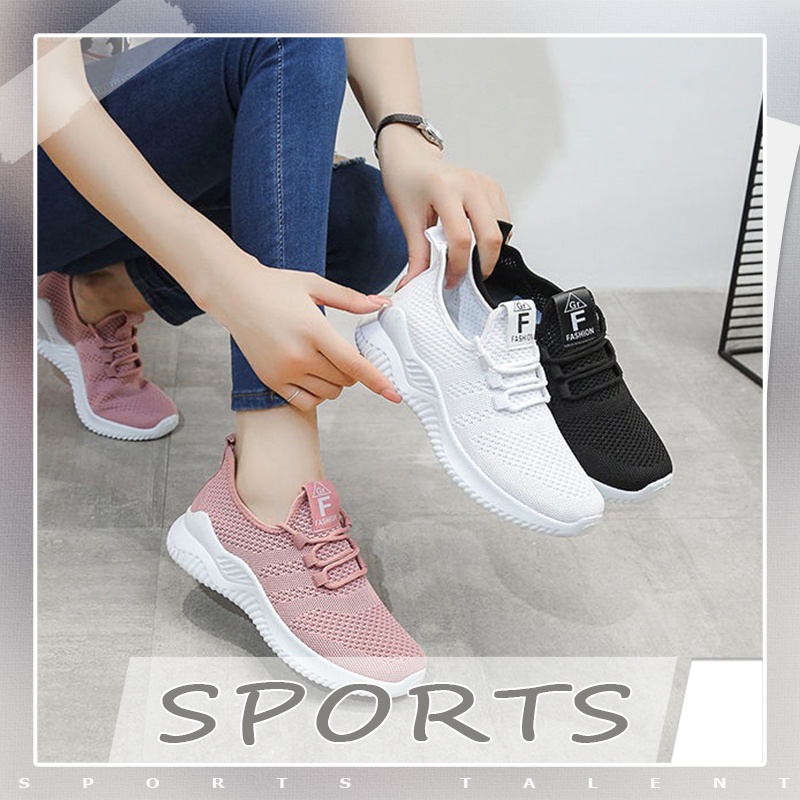 GFShop đang ở đây Giày thể thao nữ rất sang trọng và nhẹ nhàng. Phải có.