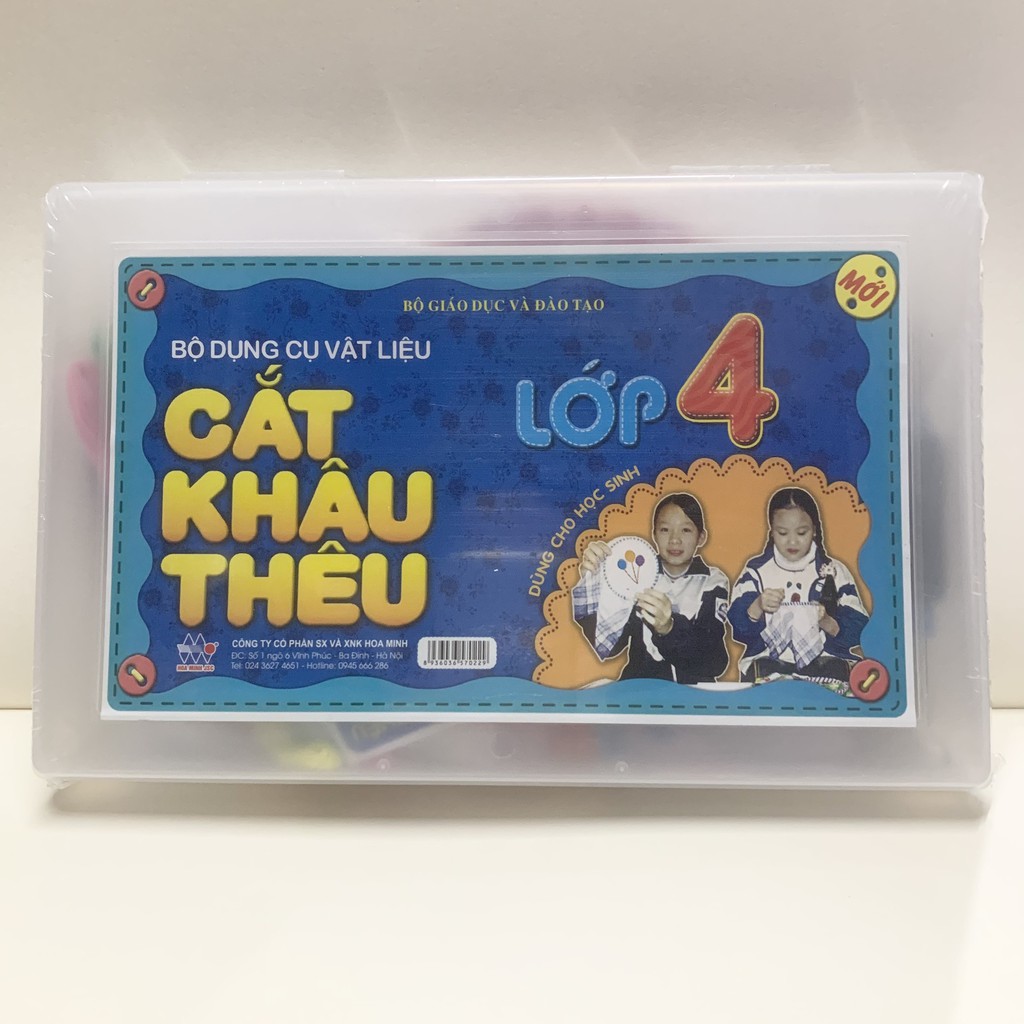Bộ dụng cụ vật liệu cắt khâu thêu Lớp 4 Hoa Minh
