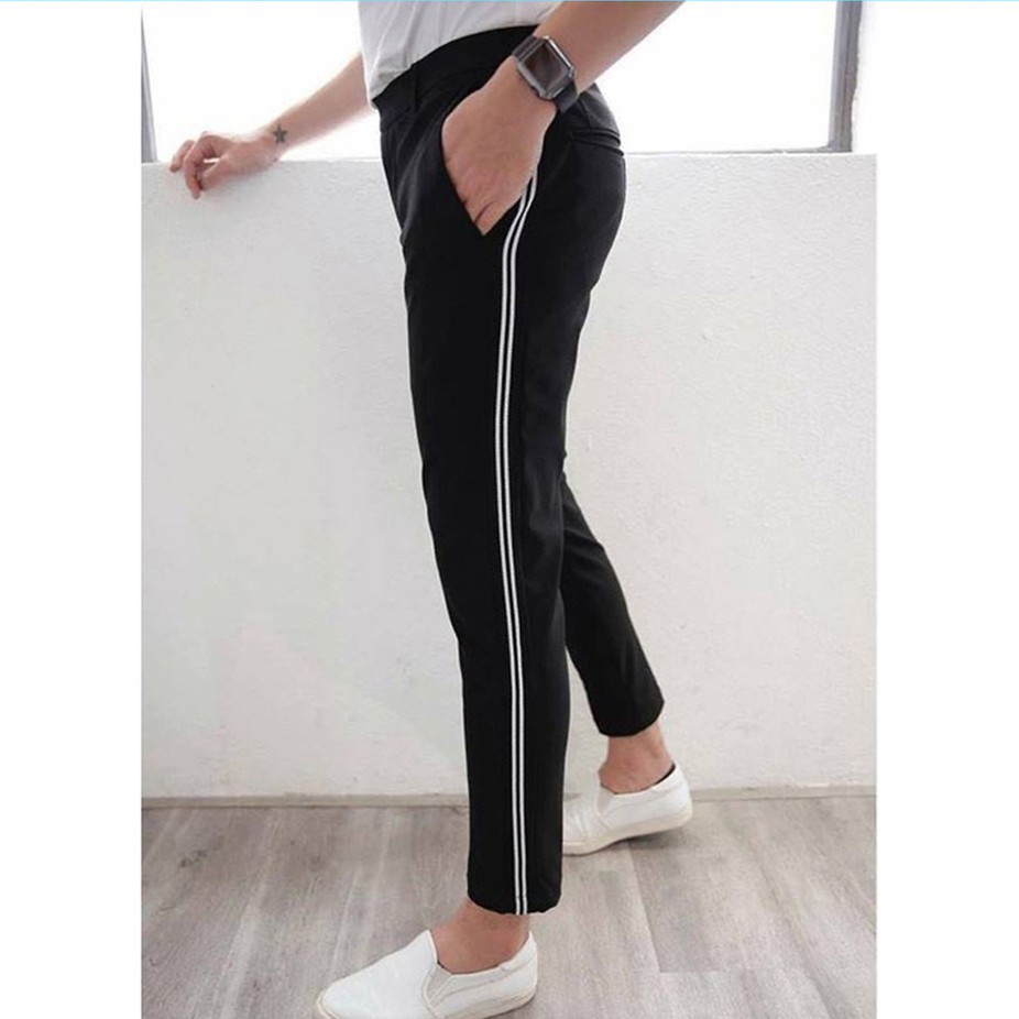 Quần âu nam dáng lửng họa tiết kẻ sọc trắng siêu độc đáo | BigBuy360 - bigbuy360.vn