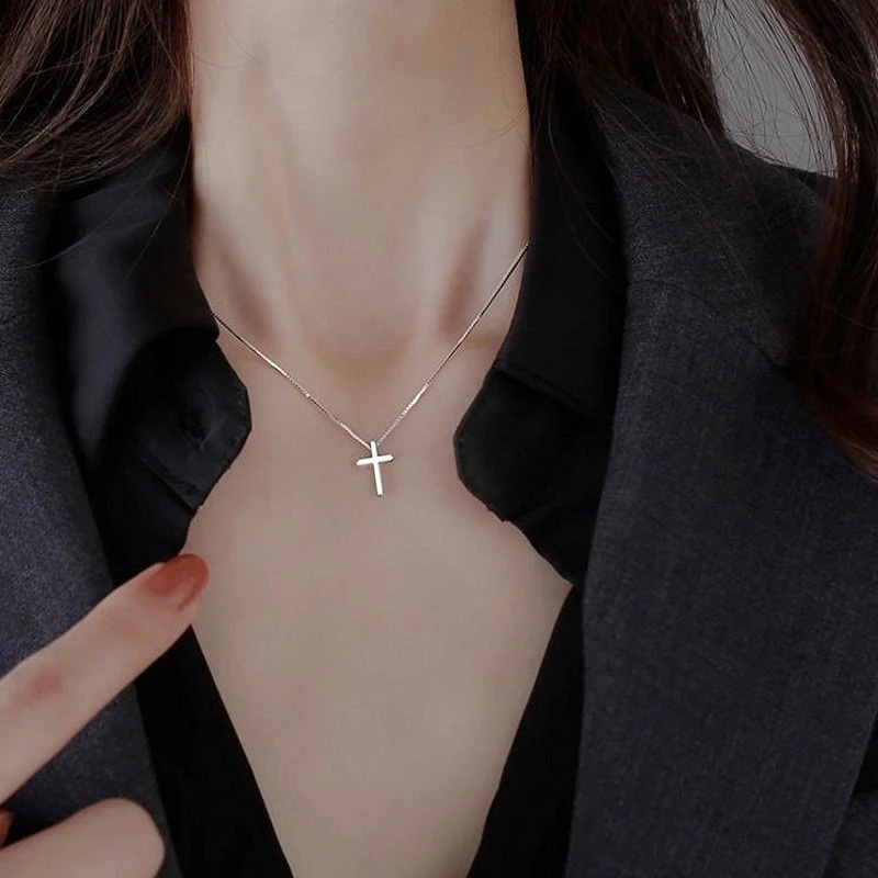 Vòng cổ Bạc Mặt Thánh Giá Đơn Giản Cho Nữ / Nữ