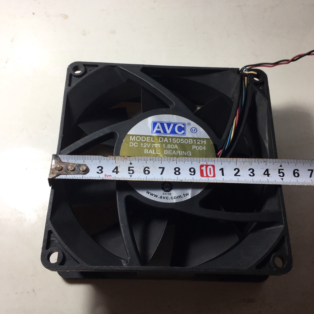 Quạt tản nhiệt 15x15x5cm 12V 1.8A