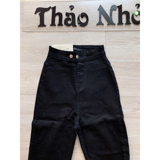 Quần jean lưng cao núc bấm