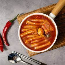 Bánh gạo tokbokki lá dứa 500G kèm 100G sốt