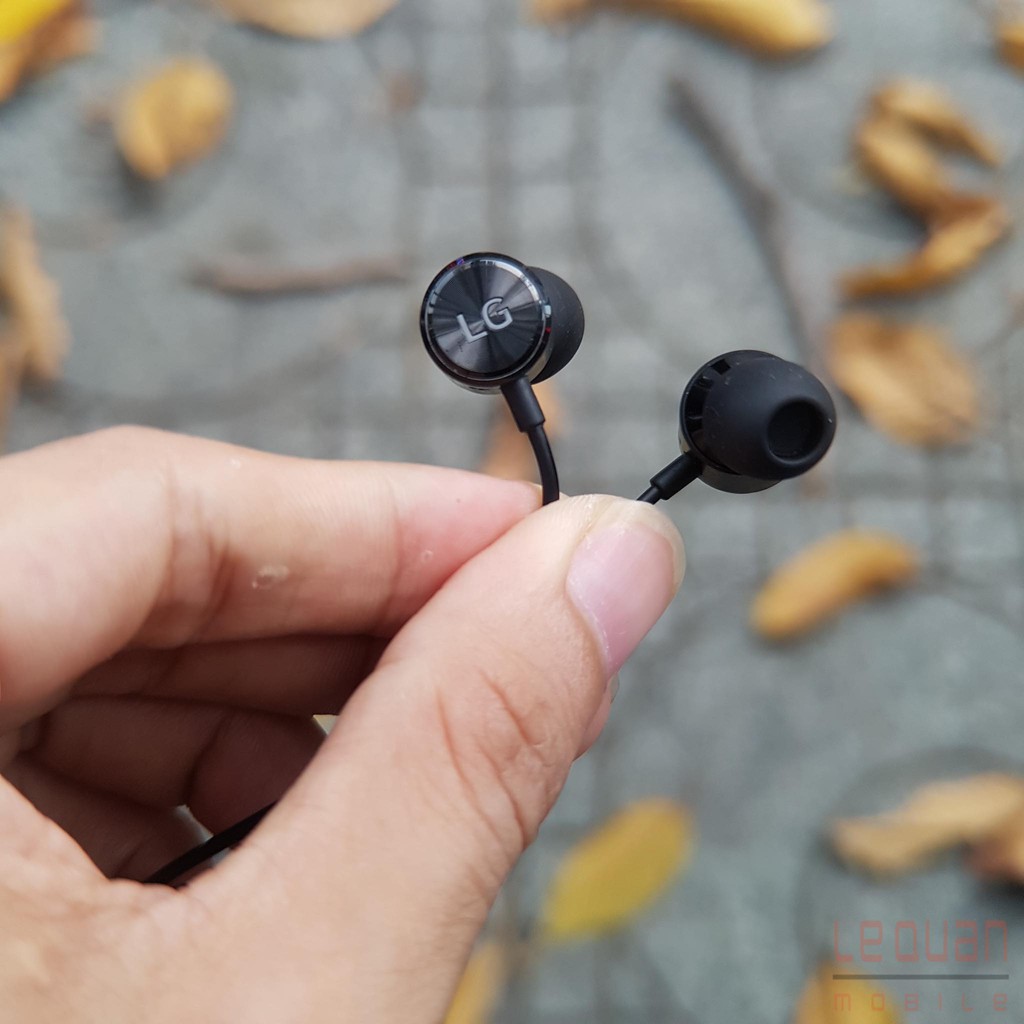 Tai nghe LG V40, V50 ThinQ Chính Hãng, Quadbeat 4 , Bass ấm cực phê - Tặng kèm dây quấn bảo vệ